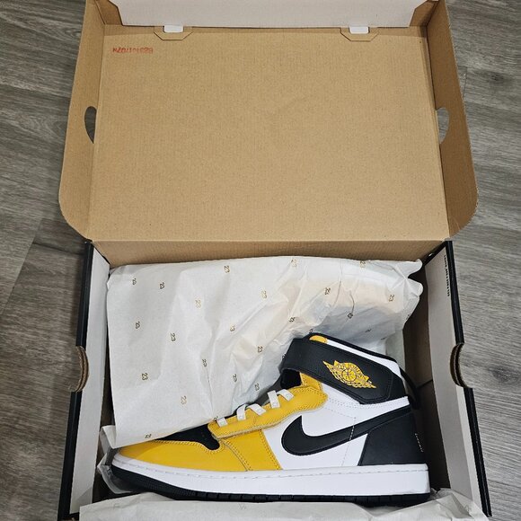 Air Jordan 1 Hi FlyEase (White/Yellow Ochre/White/Black)